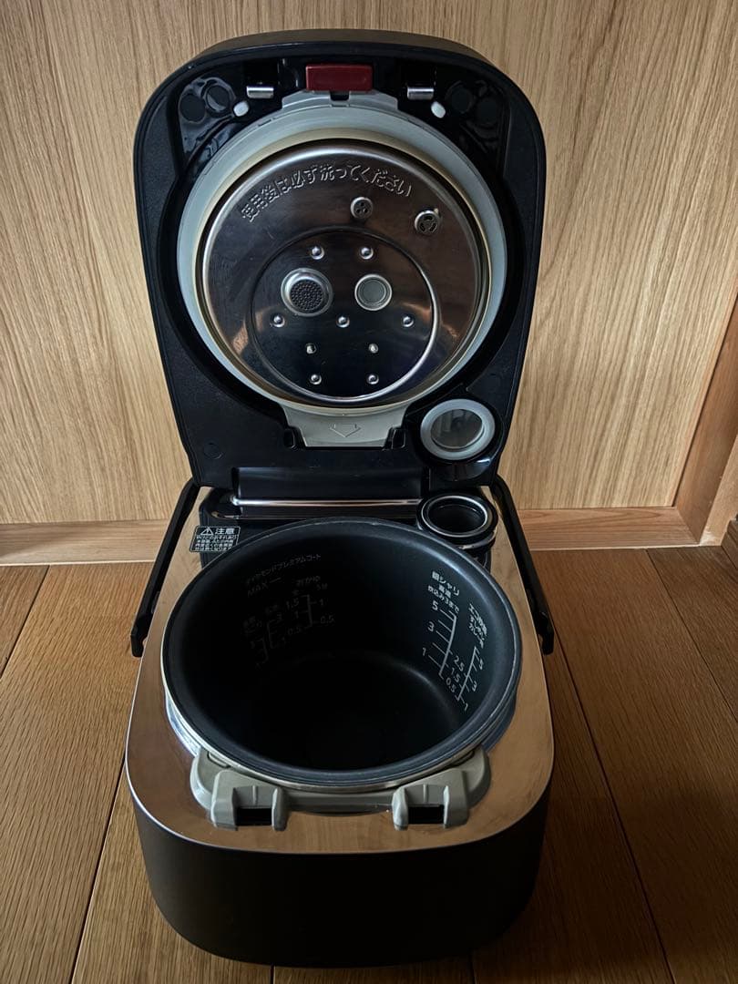 Panasonic パナソニック　炊飯器　黒　SR-VSX109 ジャンク品