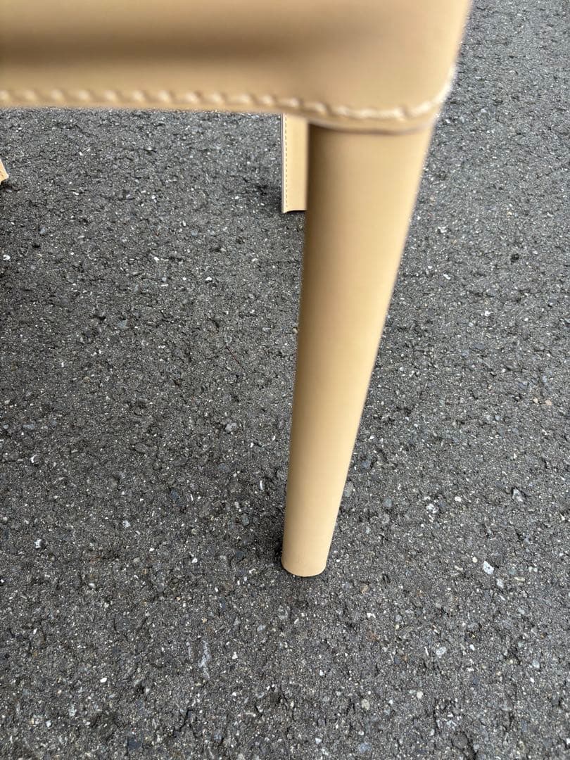 MADEイタリア製／Arper総本革アルペール2脚セット