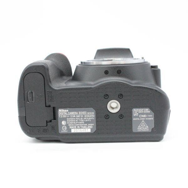 ショット数8,339！元箱付き！■ほぼ新品■ Nikon D3400
