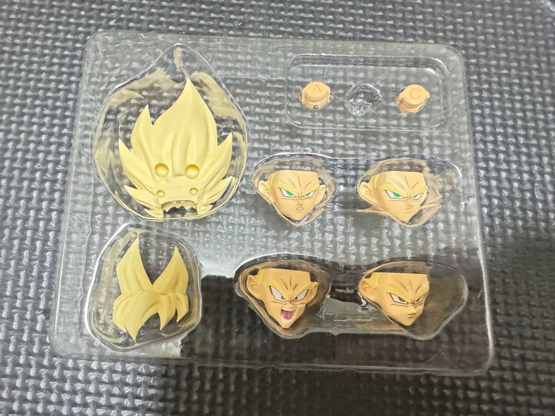 S.H.Figuarts 同サイズ 孫悟空　スーパーサイヤ人ヘッドパーツ