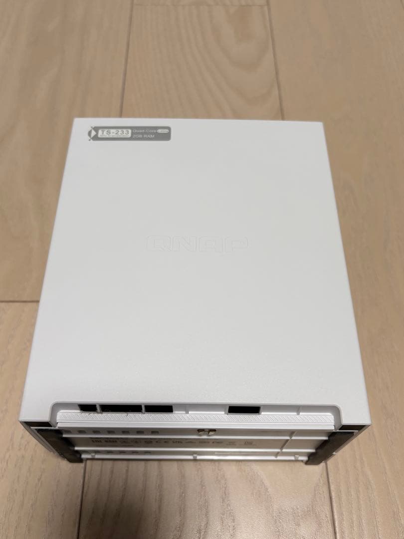 【QNAP】NAS TS-233