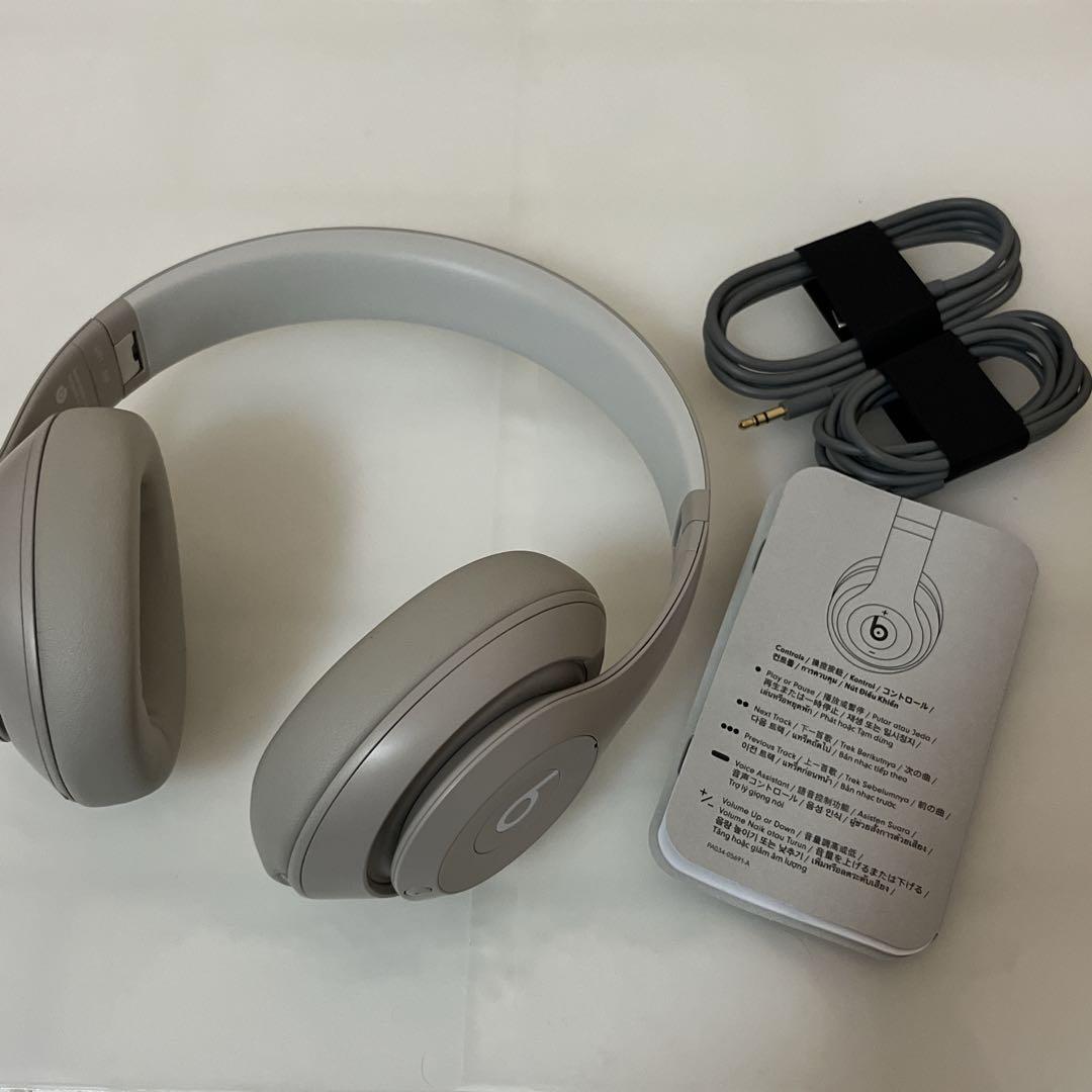 Beats Studio Pro ワイヤレスヘッドホン サンドストーン
