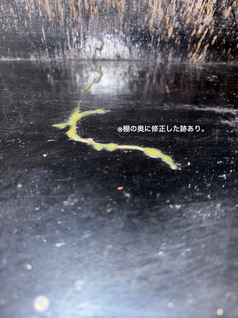 螺鈿細工の飾り棚　黒色　茶箪笥　花鳥の絵柄　段違い　和風　希少