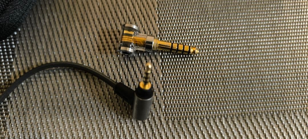ゼンハイザー 有線イヤホン IE300 とonso バランスケーブルセット