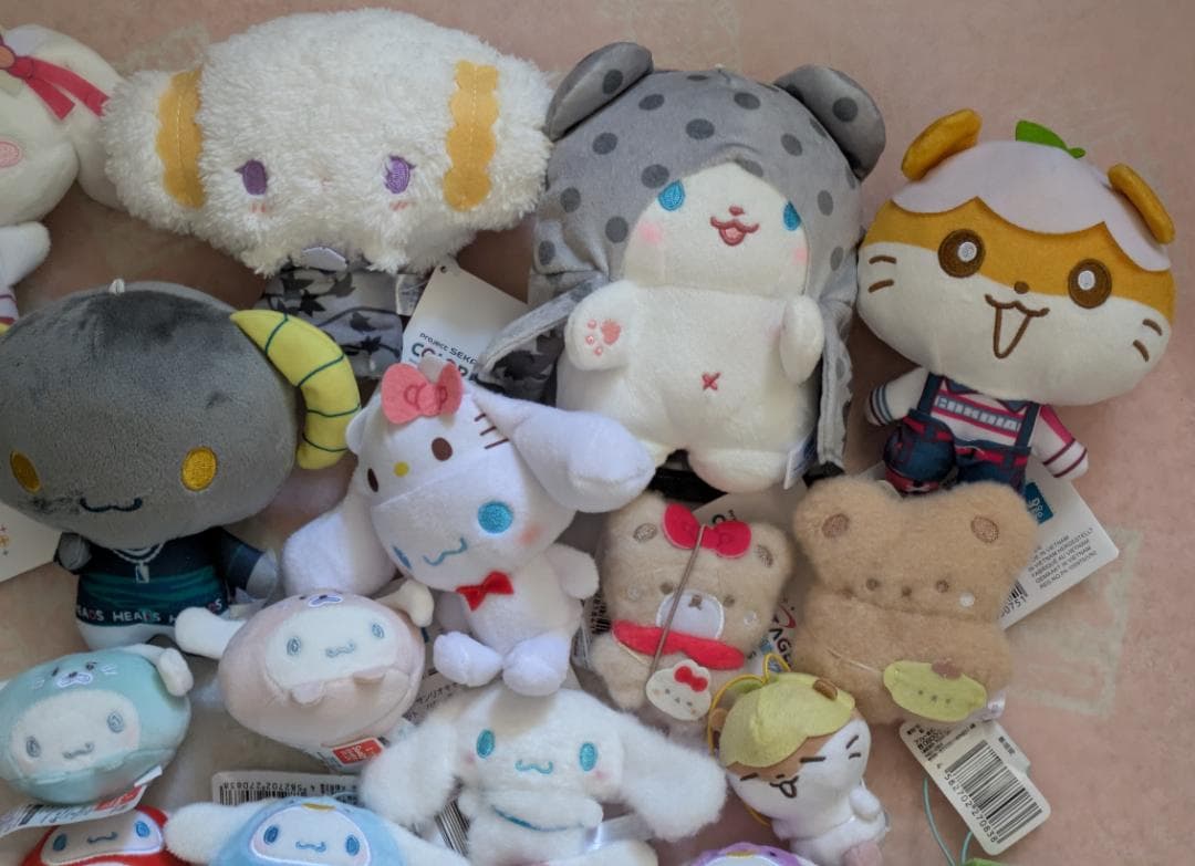 サンリオ 17個まとめ売り タグ付き新品 ❀