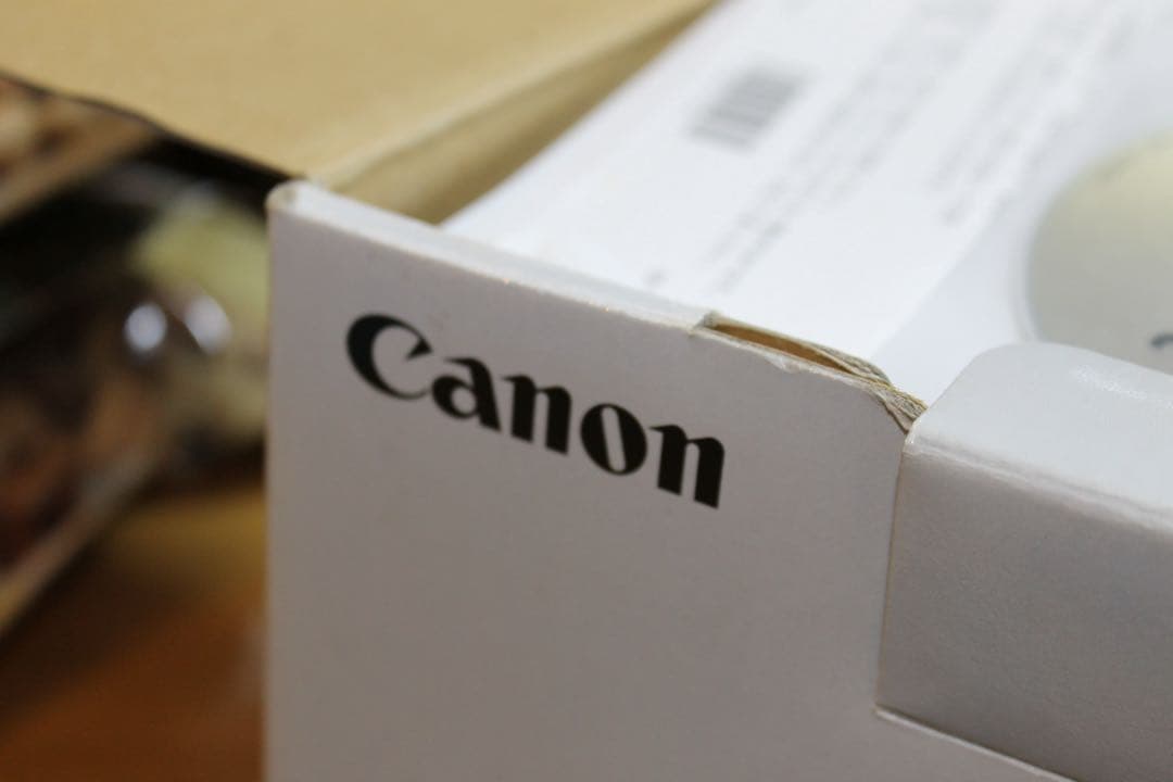 Canon EOS Kiss X50 デジタル一眼レフ(箱付き)(ジャンク扱い)