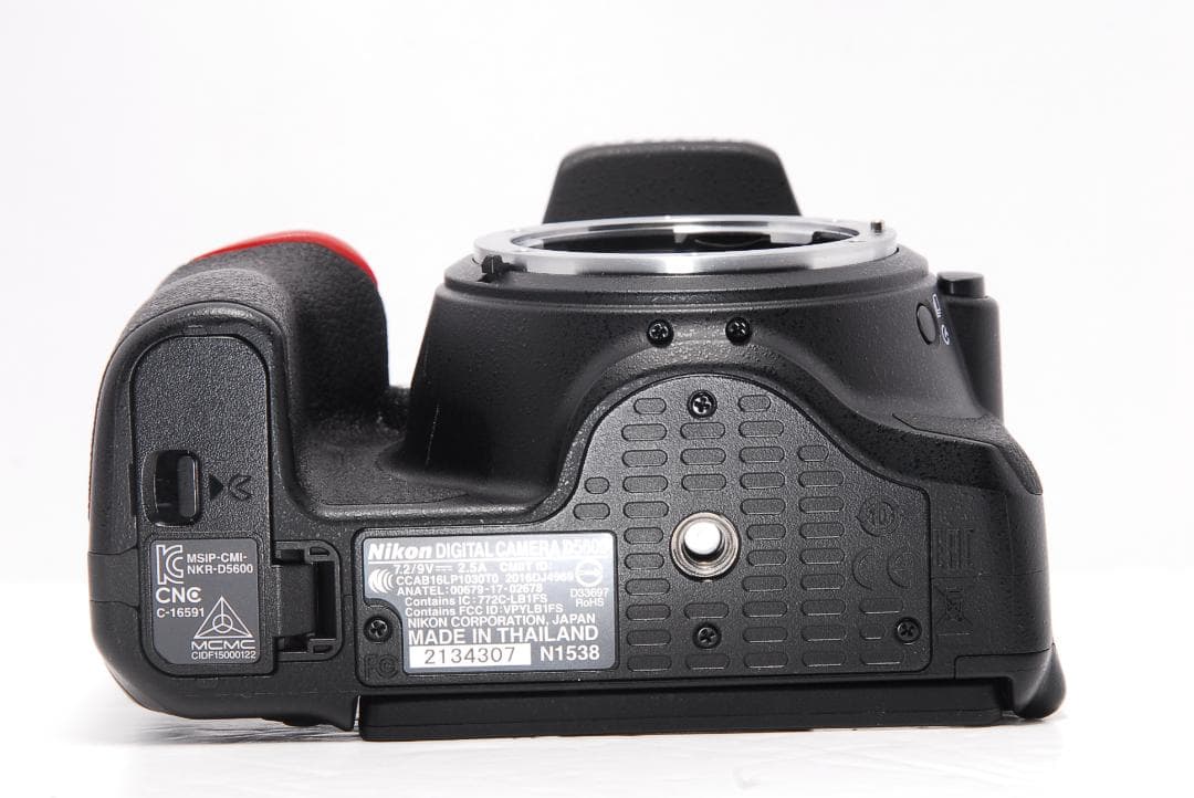 ✨新品級 ショット数1389回✨Nikon D5600 レンズセット