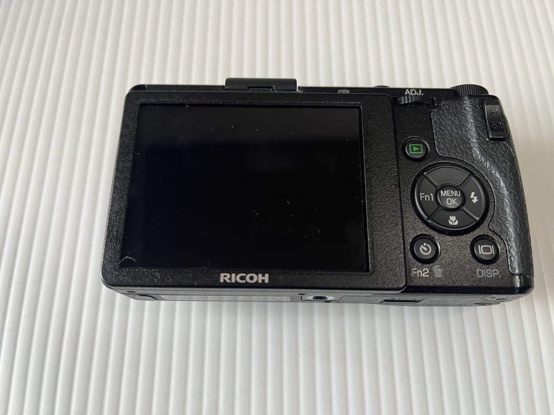 nanayou  RICOH GR DIGITAL IV 本体 + 付属品