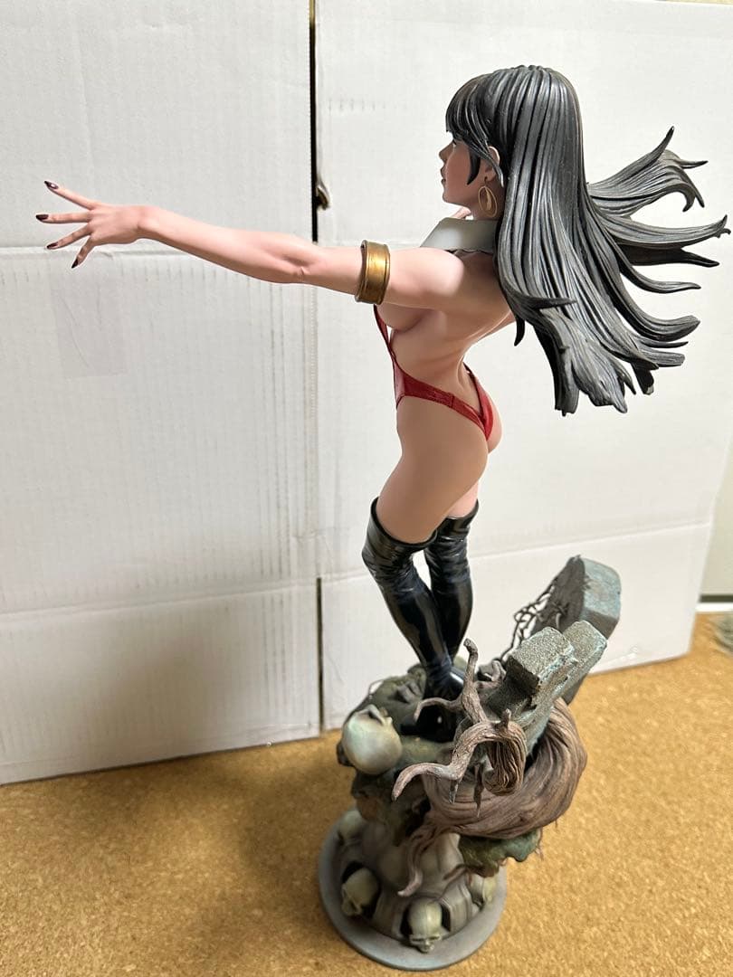 Sideshow バンピレラ プレミアムスタチュー　ジャンク品