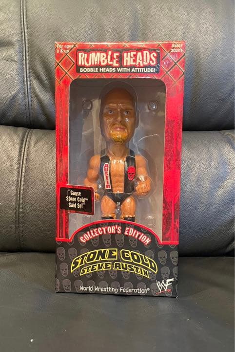 WWF Rumble Head 首振り人形　ボビングヘッド　プロレス　ホーガン