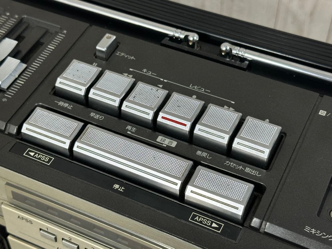 動作品|Sharp シャープ 大型ラジカセGF-505SB レトロラジオ
