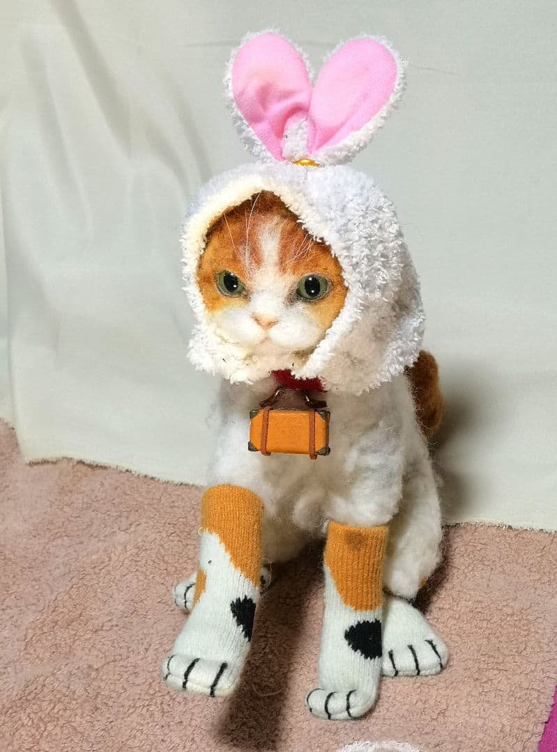 羊毛フェルト/ 猫バニーちゃん・旅猫にゃらん造形作品