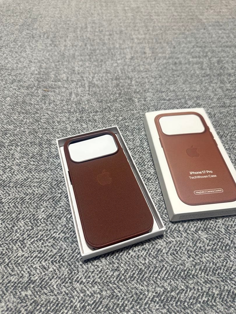 iPhone 17Pro テックウーブンケース シエナ 純正品