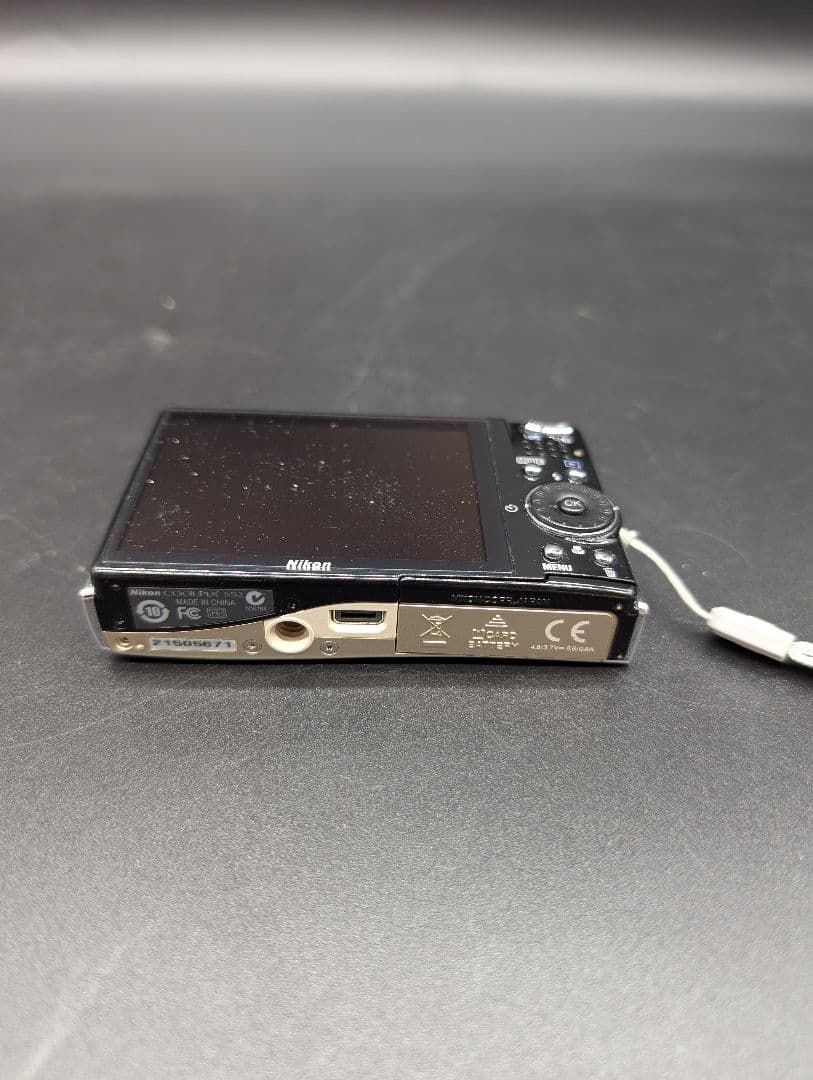 外観美品 Nikon COOLPIX S52 充電器付き