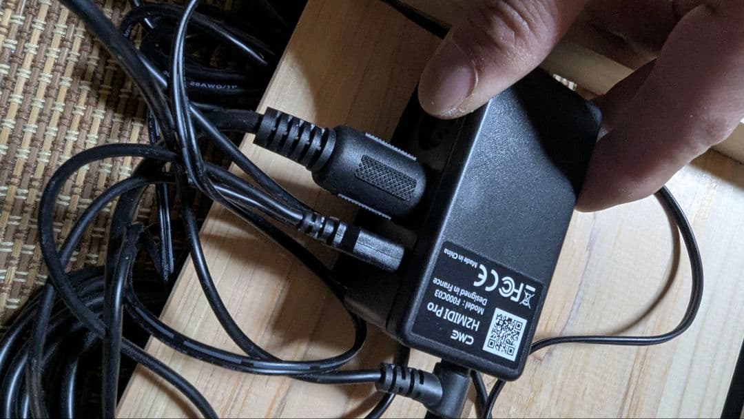 ギター VALETON GP-5 + MELO AUDIO MIDI COMMANDER