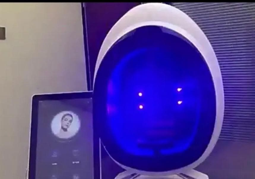 送料込みです。AISIA肌分析　スキンアナライザー　次世代型⭐︎肌診断器、肌診断機