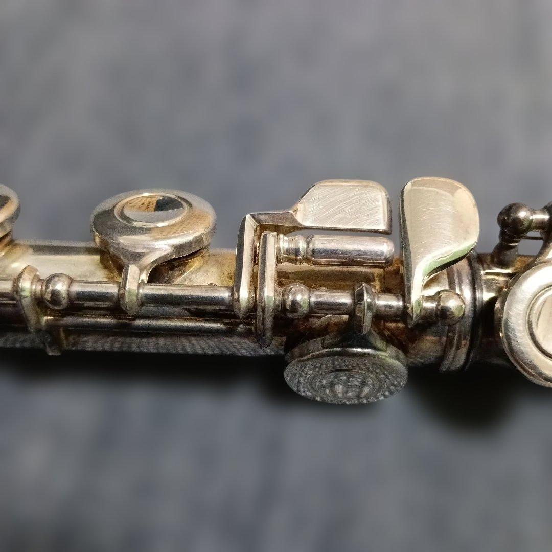 YAMAHA　 YFL‐31 　フルート　 ハードケースと掃除棒付き　中古