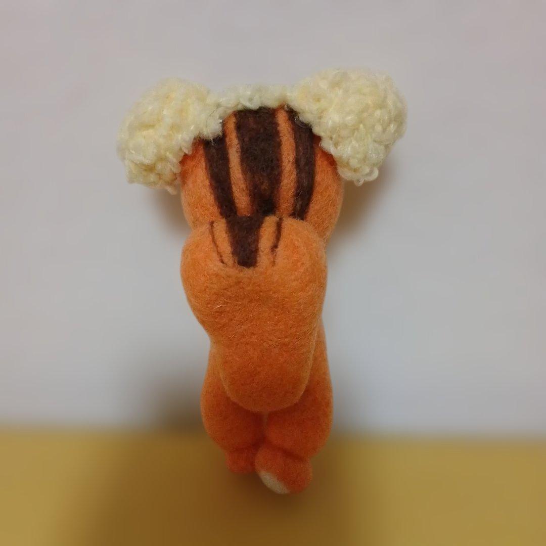 作家様　羊毛フェルト　リス　オレンジ