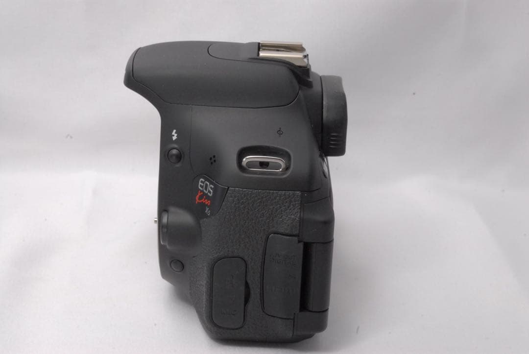 Canon EOS Kiss X5 手ぶれ補正標準レンズ付