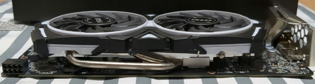 RADEON RX 580 8GB グラボ