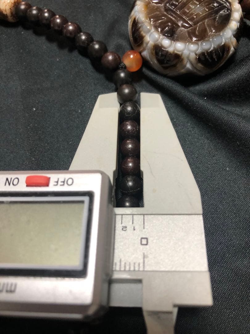 一点物上肯天珠‼️西蔵老礦八吉祥勝利旗、仏手印結び亀甲寿法輪型天珠護摩供ネックレス