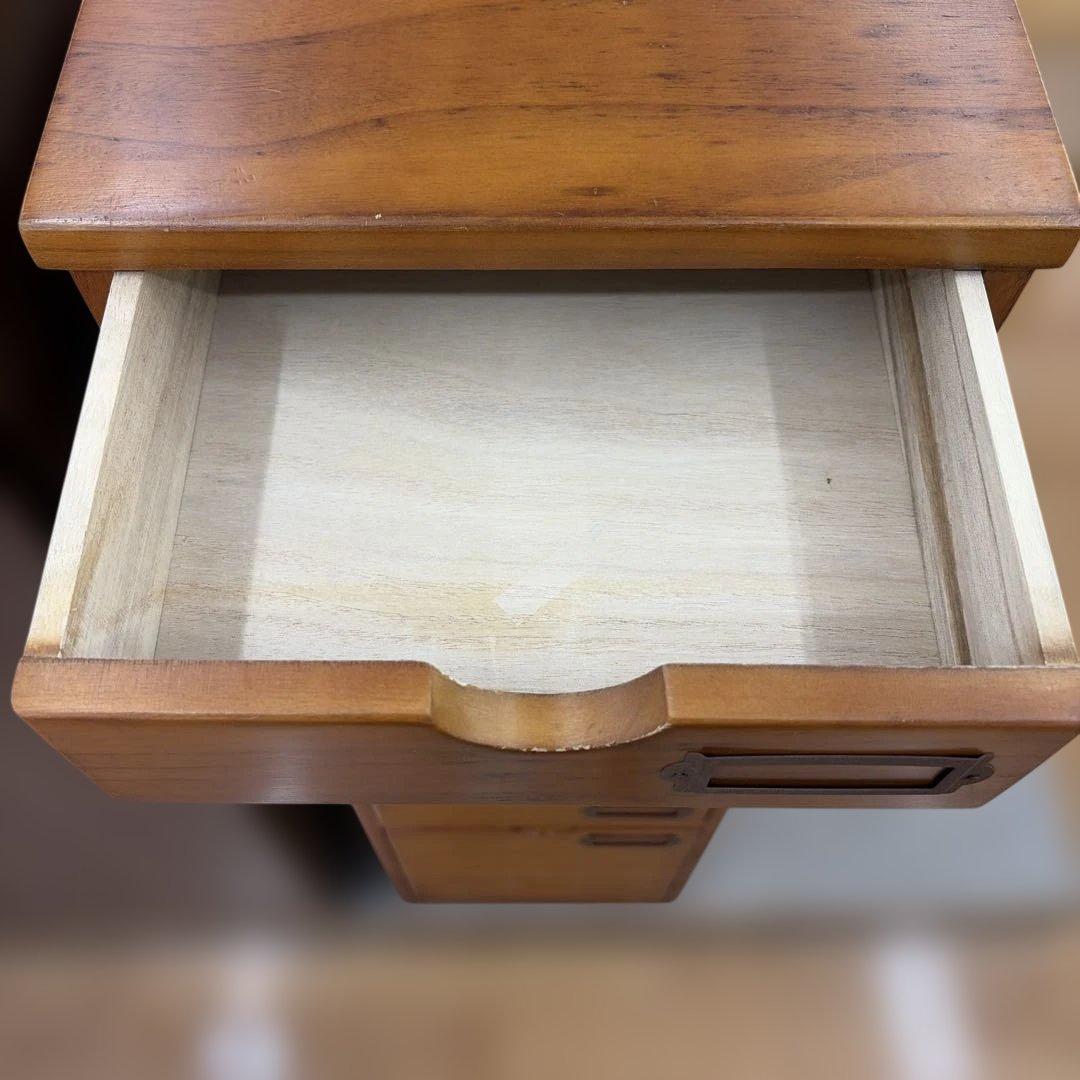 北欧レトロ ヴィンテージ 古家具 書類棚 整理棚 木製チェスト 9杯　箪笥