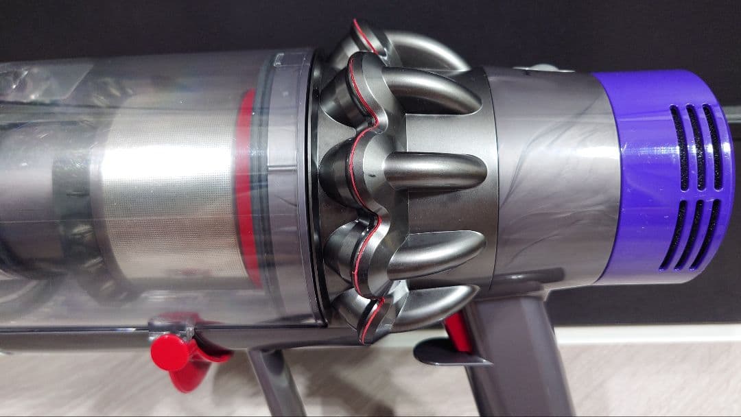 ⑭ダイソン dyson V10 SV12 本体のみ エコモード49分