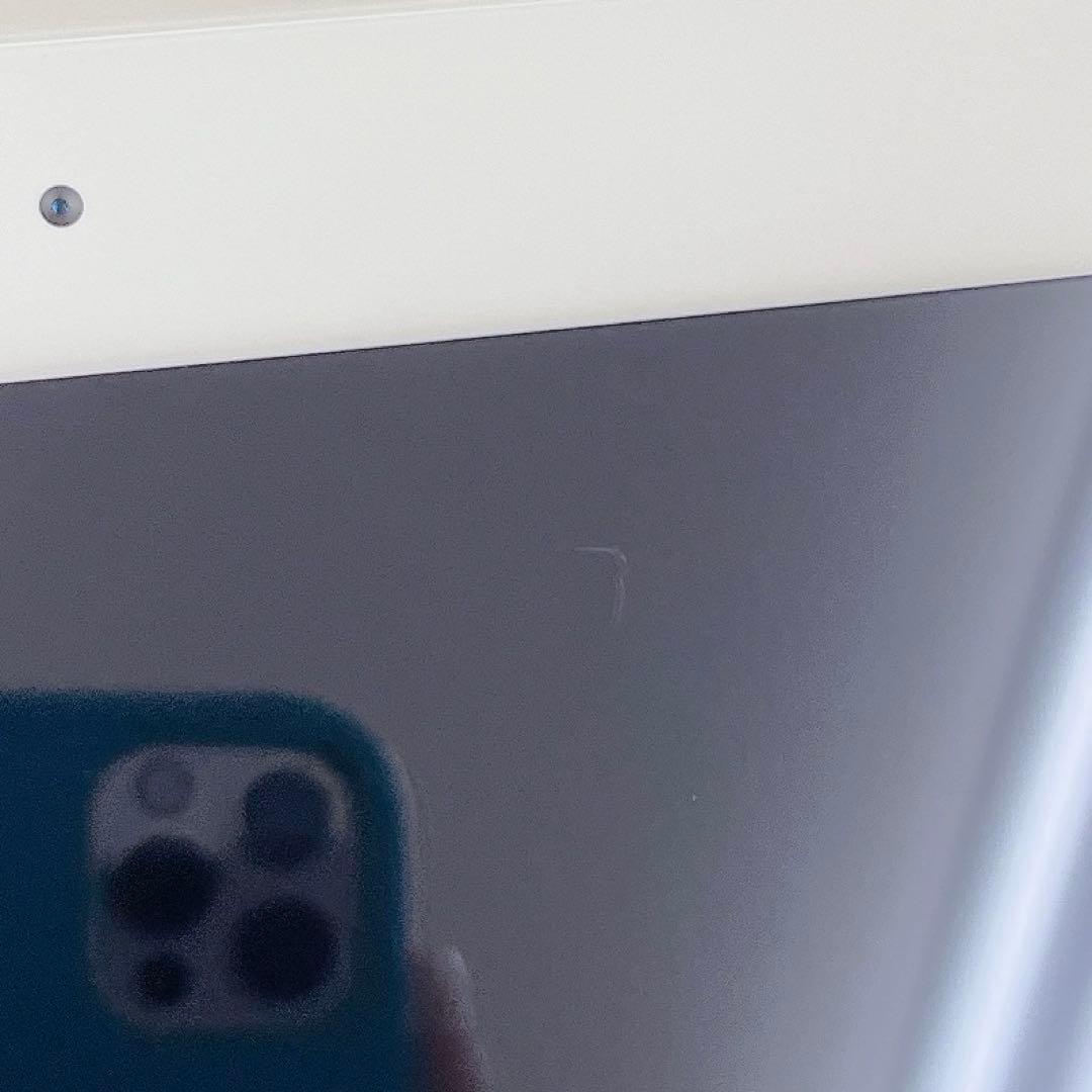 iPad 第5世代 32GB Cellular+Wifiモデル T-411