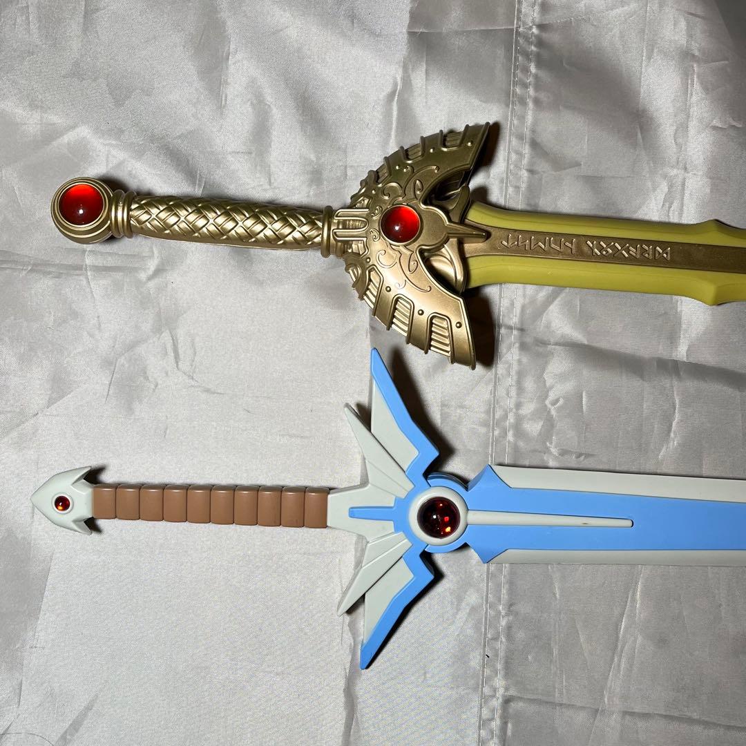 a*6様 【2点セット】35周年ver.ロトの剣 ダイの大冒険 ダイの剣 ドラク