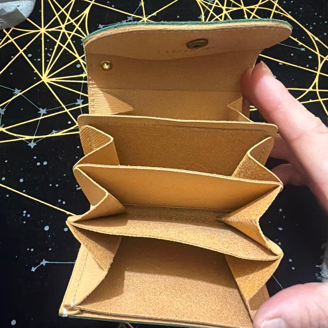 COTOCUL グリーン レザー 二つ折り財布 お値下げ☆
