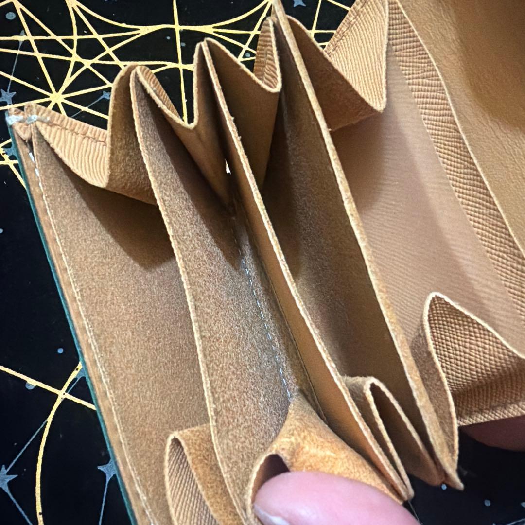 COTOCUL グリーン レザー 二つ折り財布 お値下げ☆