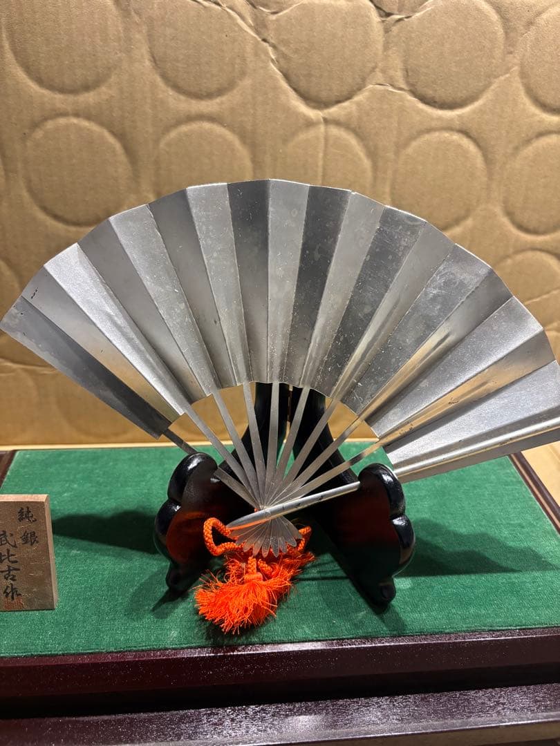 武比古（TAKEHIKO）製の純銀製置物「扇 松竹梅」