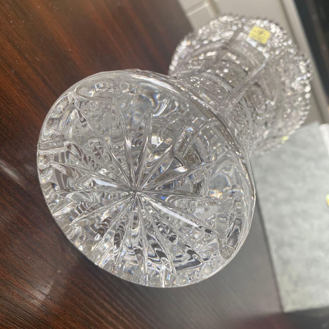 ボヘミアクリスタル フラワ-ベ-ス ハンドカット チェコ 新品ケース付