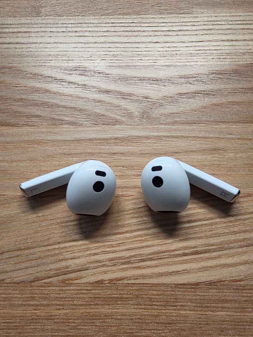 【ほぼ新品】Samsung Galaxy Buds3 ホワイト