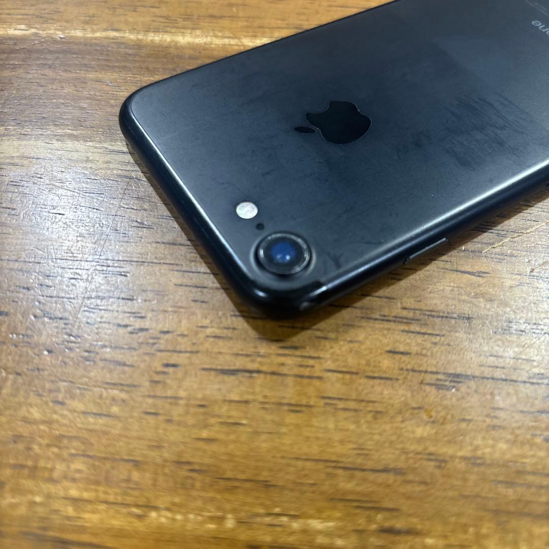 携帯電話本体 iPhone7 32GB