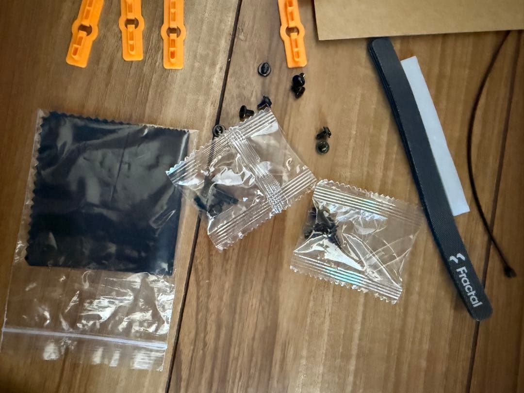 Fractal Design Terra　PCケース