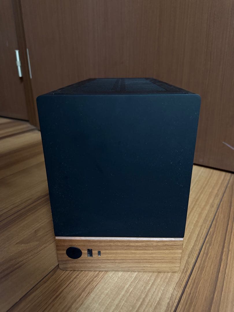 Fractal Design Terra　PCケース