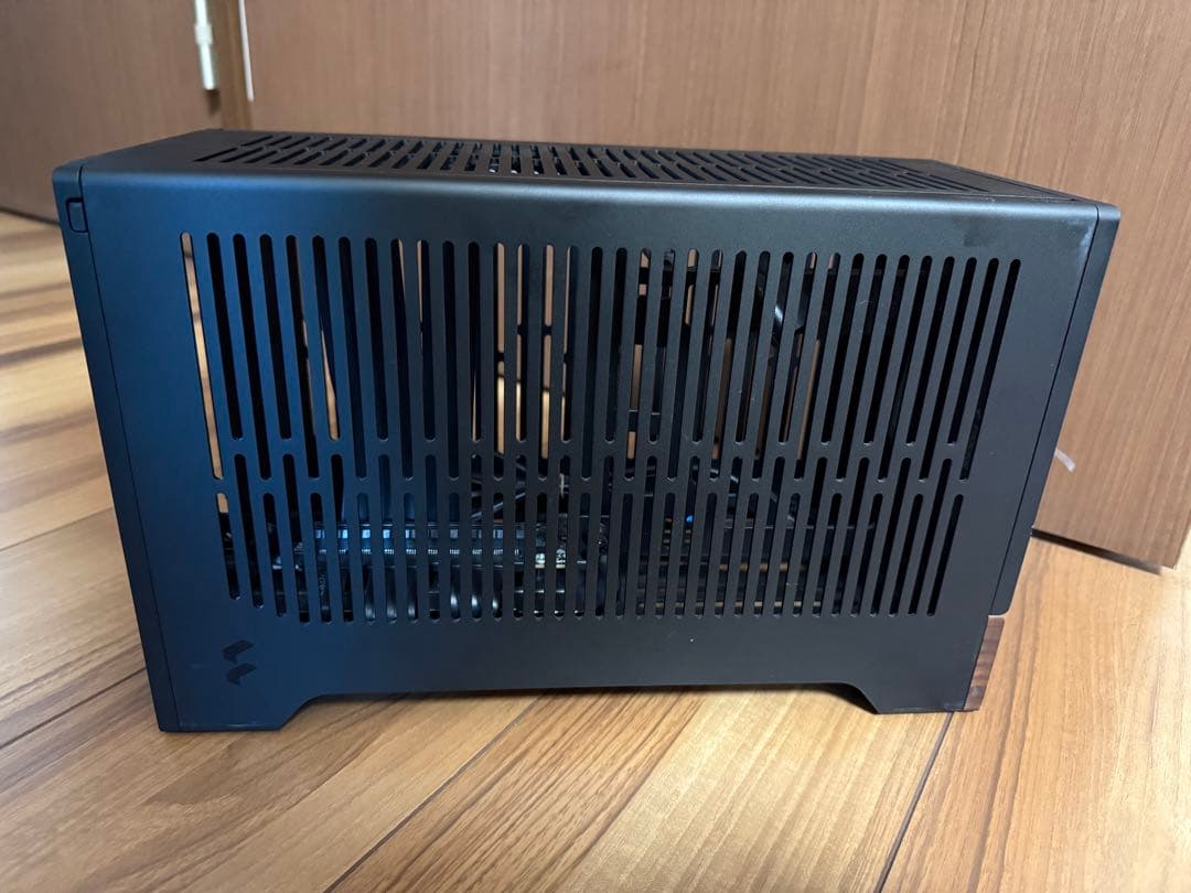 Fractal Design Terra　PCケース