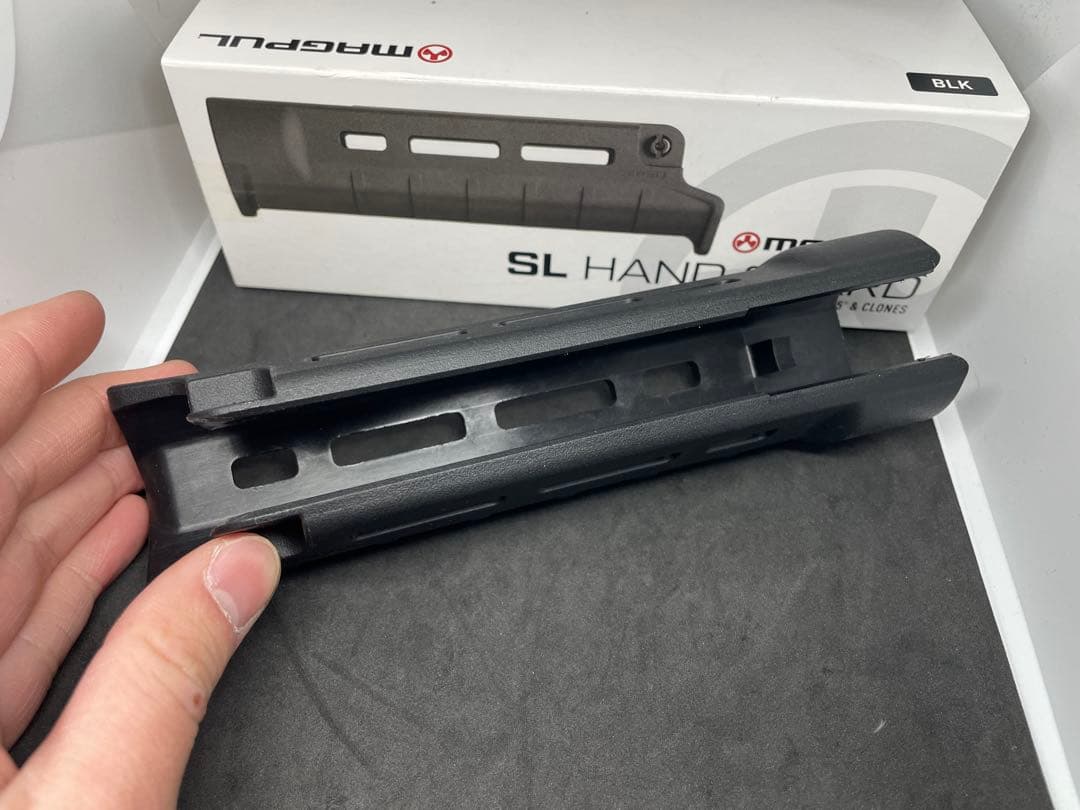 MP5 MAGPUL SLハンドガード 実物
