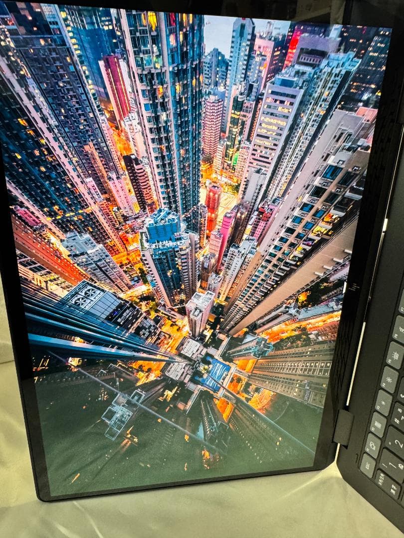 OmniBook Ultra Flip 14／WiFi７／有機120Hz／1TB