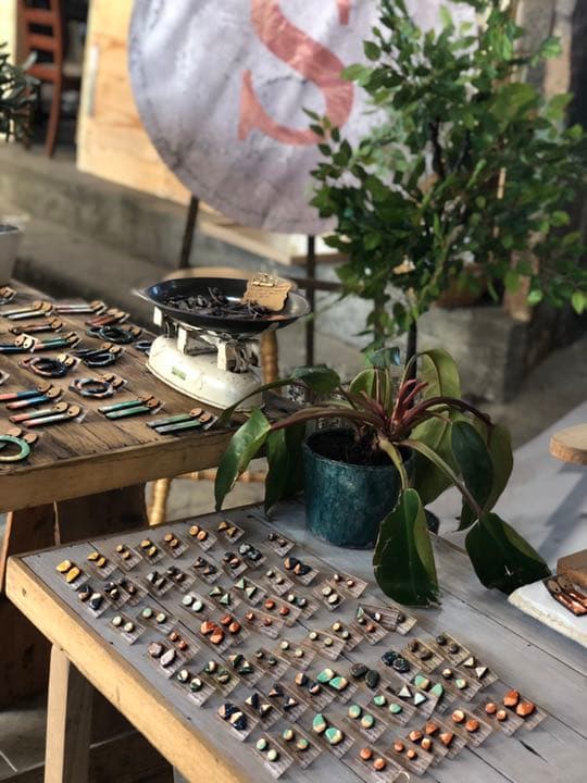 ハンドメイド　ピアス　タスマニアウッド　メルボルン