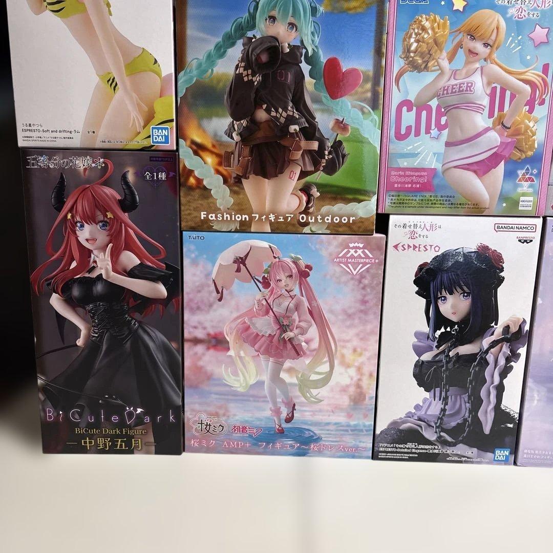 【新品未開封】最新有 プライズフィギュア18種まとめ売り 桜ミク まどか