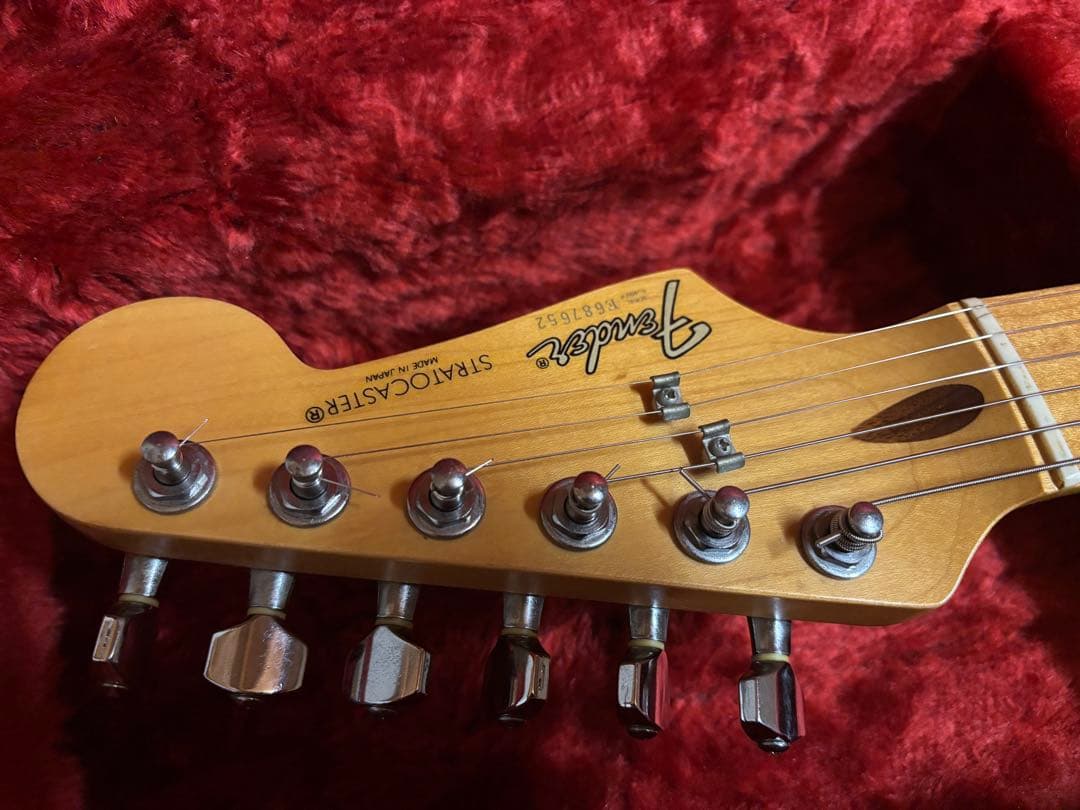 【最終大幅値下げ】Fender Japan Eシリアル Stratocaster