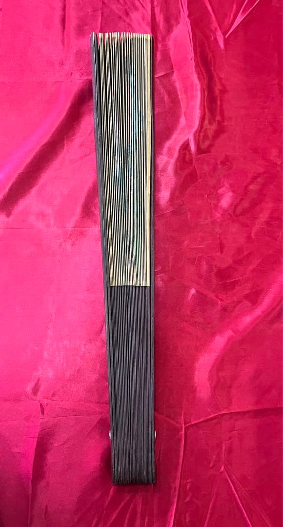 【アンティーク】中国製造 飾り扇子 孔雀 花 鳥 縁起物 古道具 骨董品 飾り物