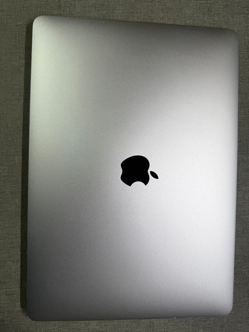 MacBook air ジャンク品　3Nでお願いします。