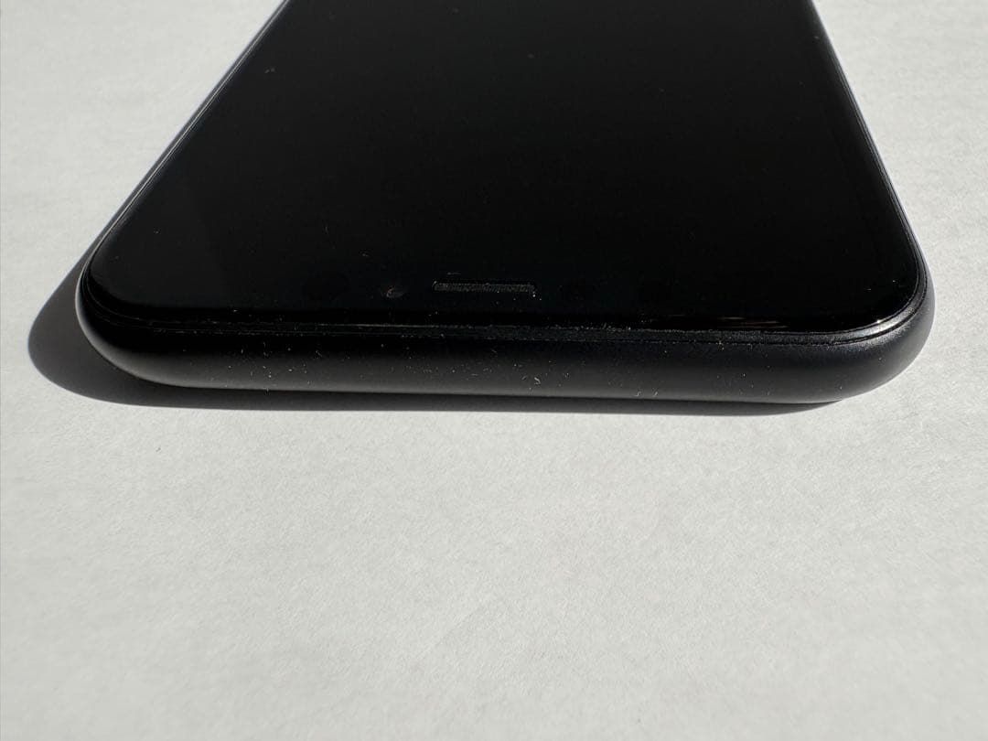 Apple iPhone XR 本体　128GB ブラック