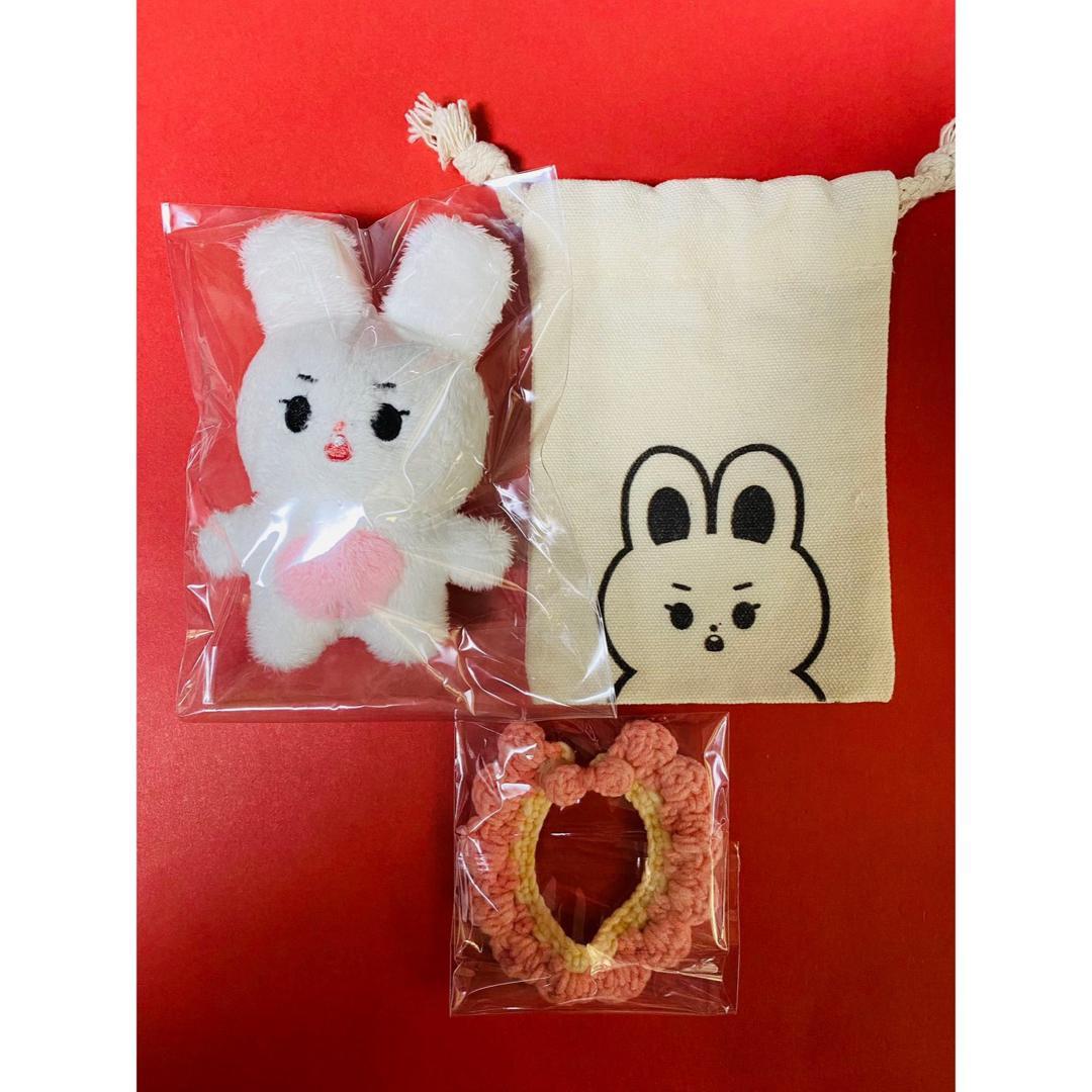 スキズ リノ マスタニム ぬいぐるみ 10cm LeeKnow 리노