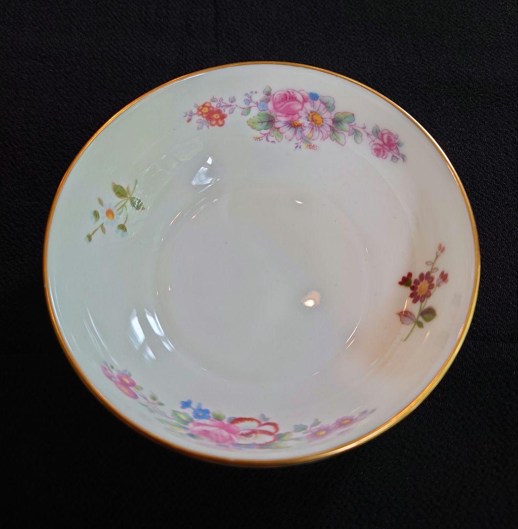 ロイヤル・クラウンダービー　ボーンチャイナ　ティストレーナー＆ミルクポット