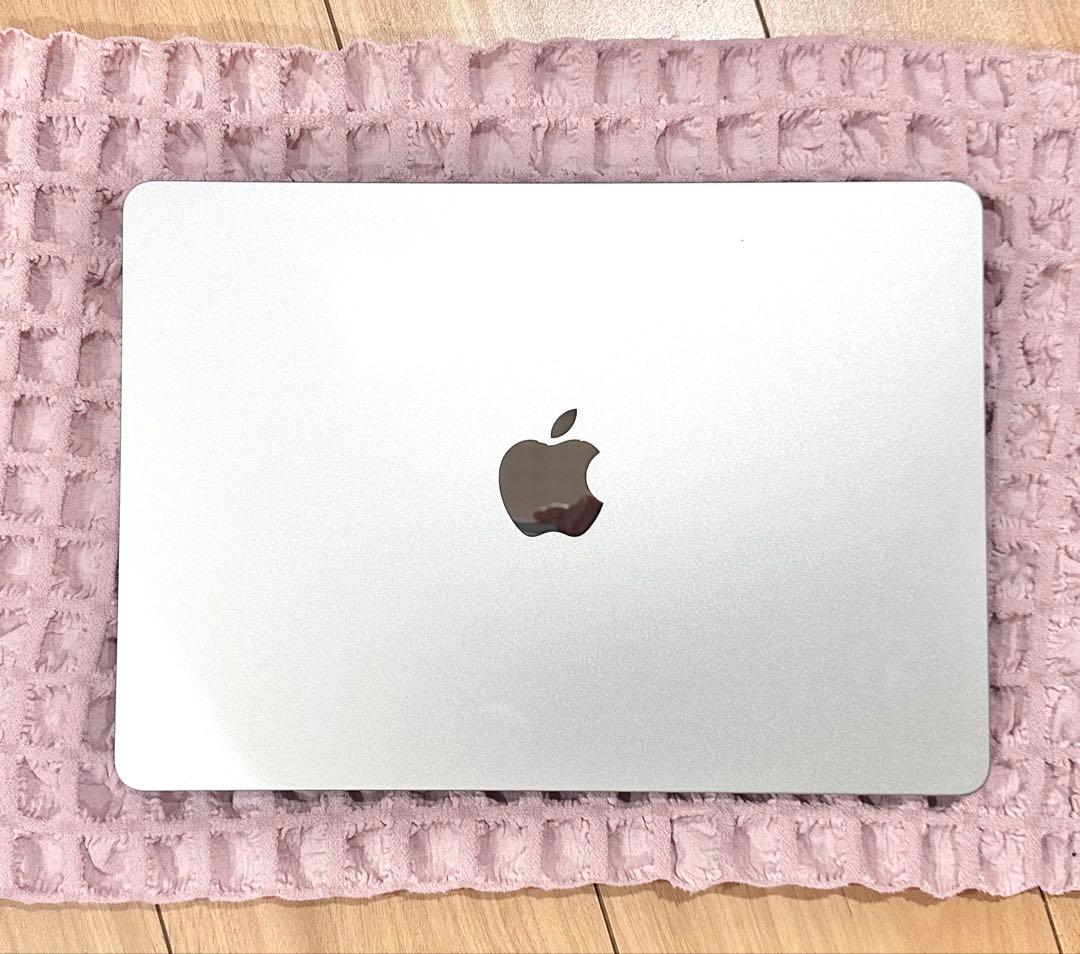 美品Apple MacBook Air M4 13インチ 512GB 24GB