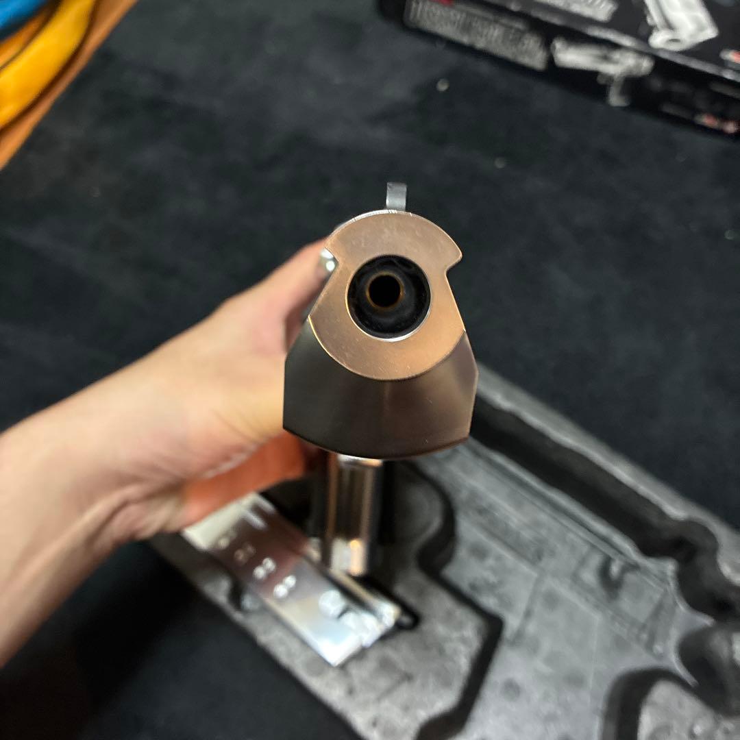 中*村様 ⭐️美品デザートイーグル.50AEクロームステンレス 　バイオハザード